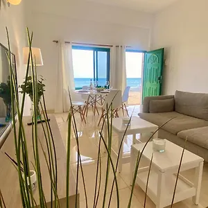 https://apartamento-11-arena-y-mar.in-canary-islands.com